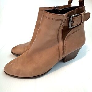Franco Sarto Garda tan Brown Ankle Booties size 7 leather upper
